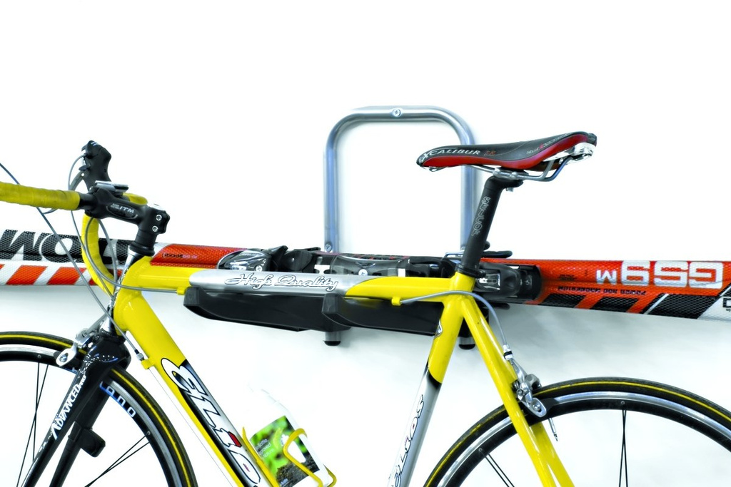 Agatator de perete Peruzzo Marte cu 3 biciclete