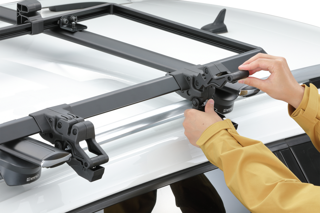 Platformă de acoperiș INNO QUICK BASE 60 pentru cutie GEAR CARRY 160 (INQ60)