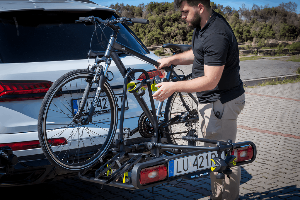 Suport de bicicletă Inter Pack Quattro cu 13 pini pentru bara de remorcare