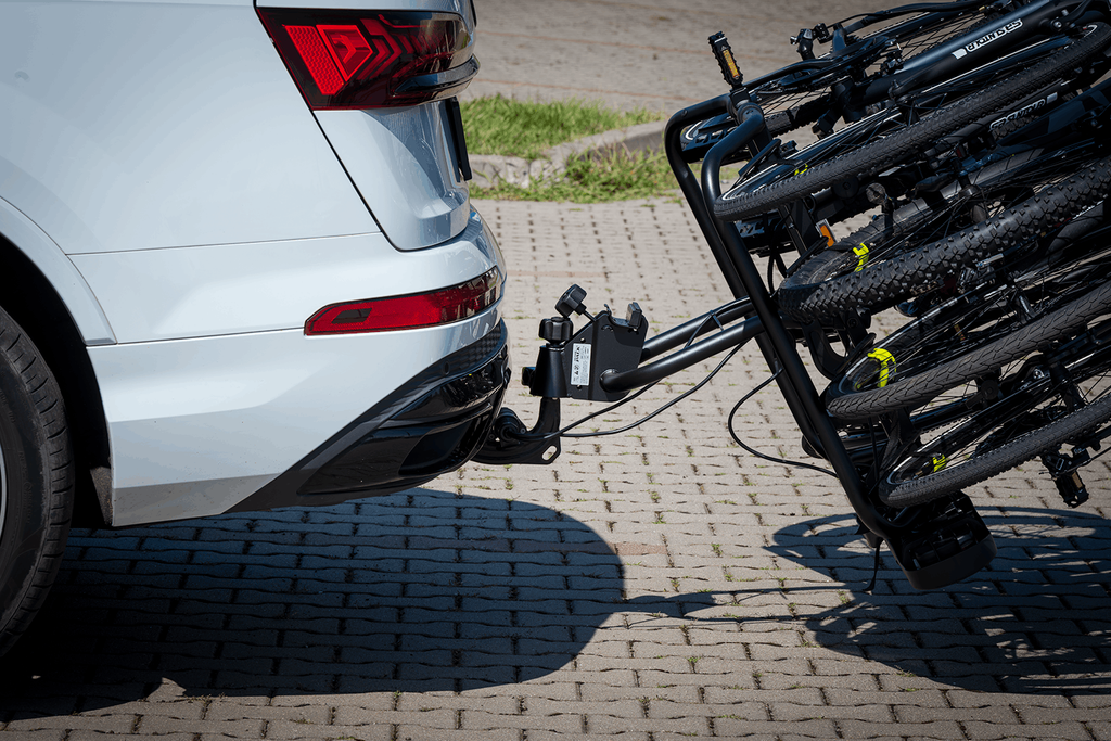 Suport de biciclete Inter Pack Trio cu 13 pini pentru cârligul de remorcare
