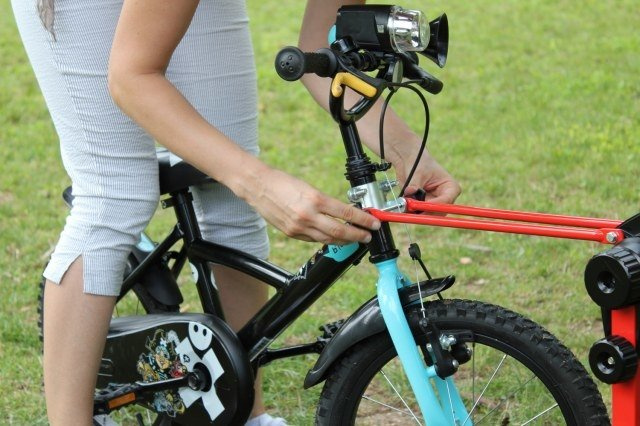 Trail Angel - cârlig de remorcare pentru bicicletă de copil - roșu