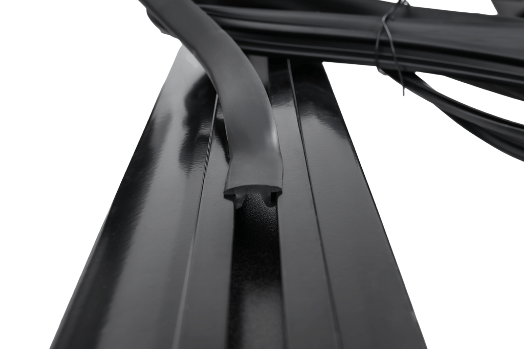 Bară de plafon Inter Pack Virgo IR 135 (G2) cu șine integrate (negru)