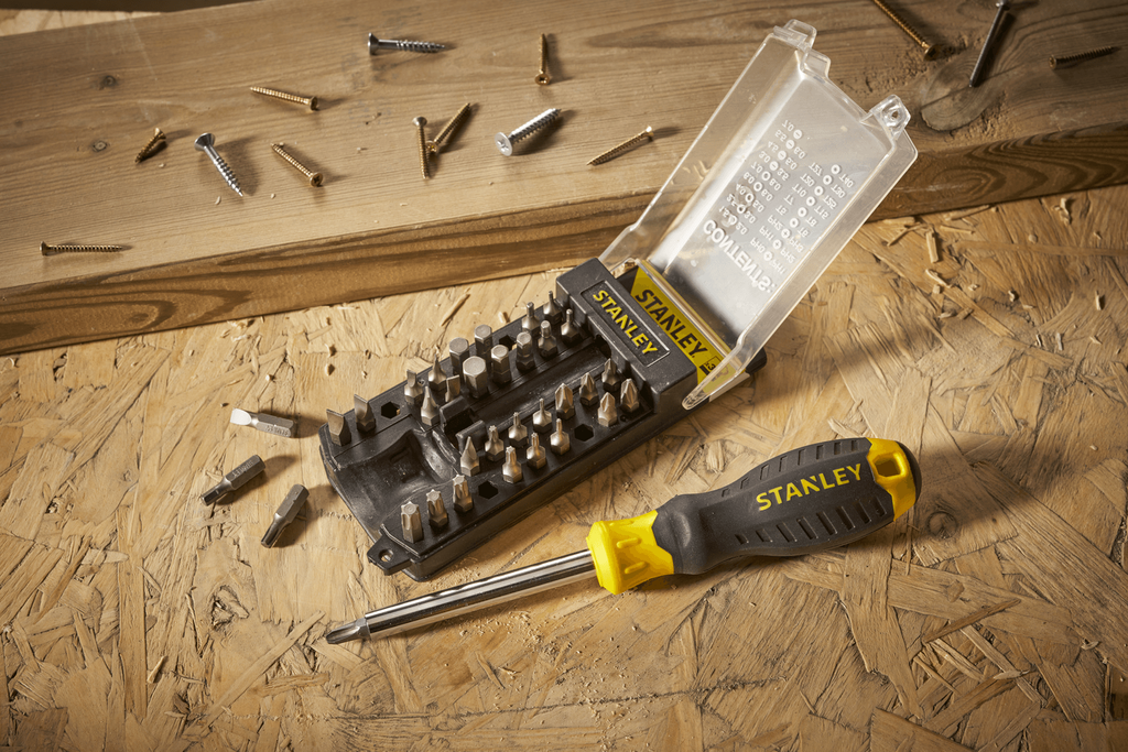 Șurubelniță STANLEY MULTIBIT cu 34 de piese și set de biți