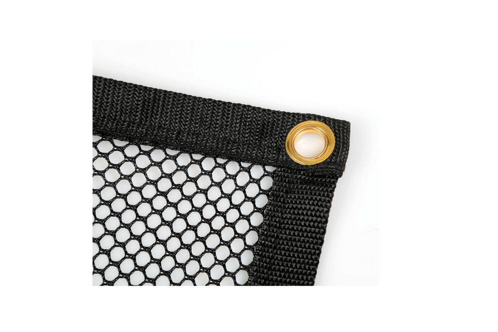 Barieră despărțitoare pentru câini LAMPA PET-2 din plasă, fixată pe scaunele din față, 115x65cm