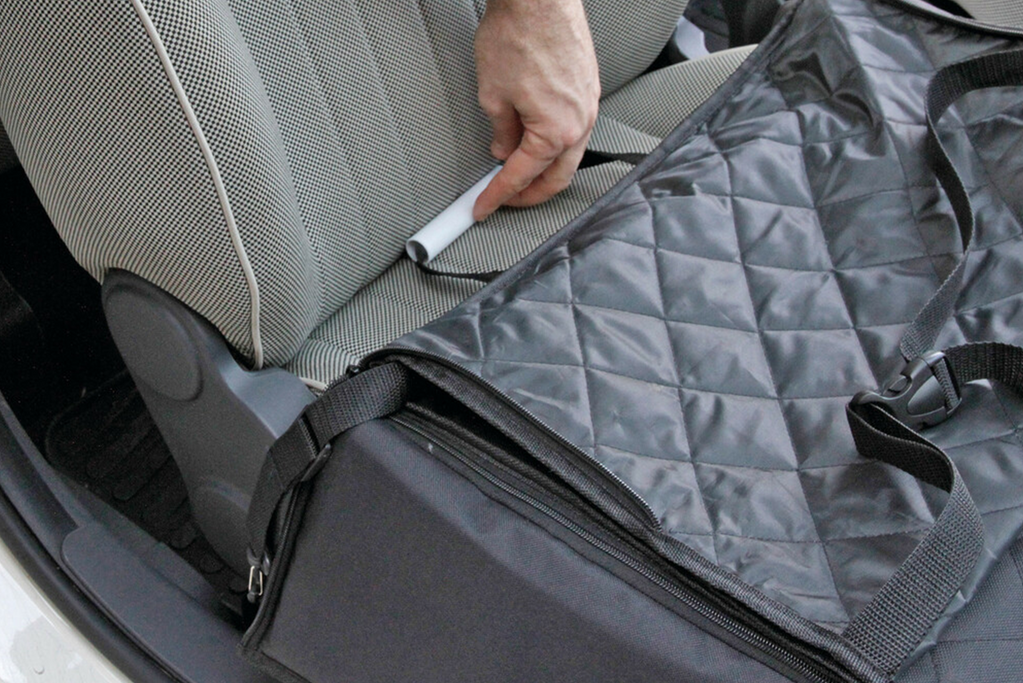 Transport pentru câini LAMP protector scaun auto 40x40cm