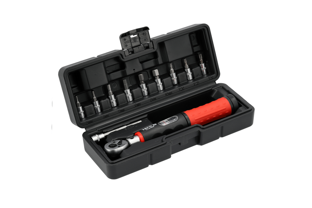 Set chei dinamometrice YATO 1/4" 5–25Nm, 11 bucăți