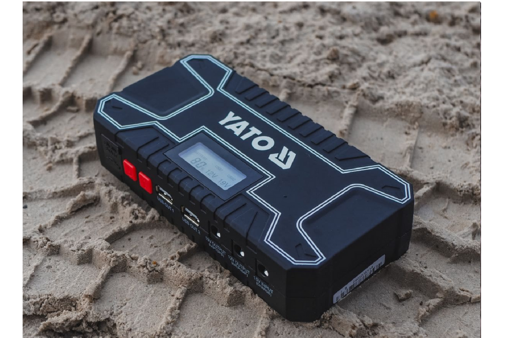 Baterie externă YATO YT-83082 12000mAh cu afișaj LCD